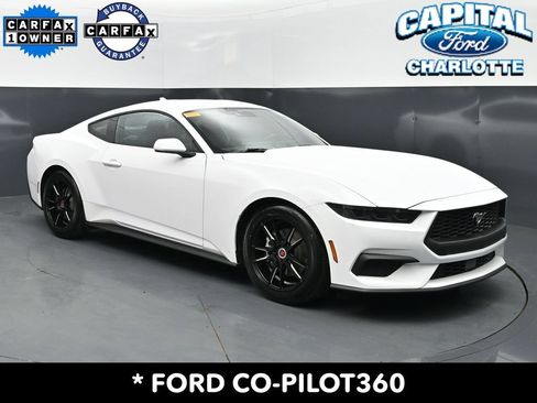 Used 2026 Ford Mustang Coupe RWD image 3