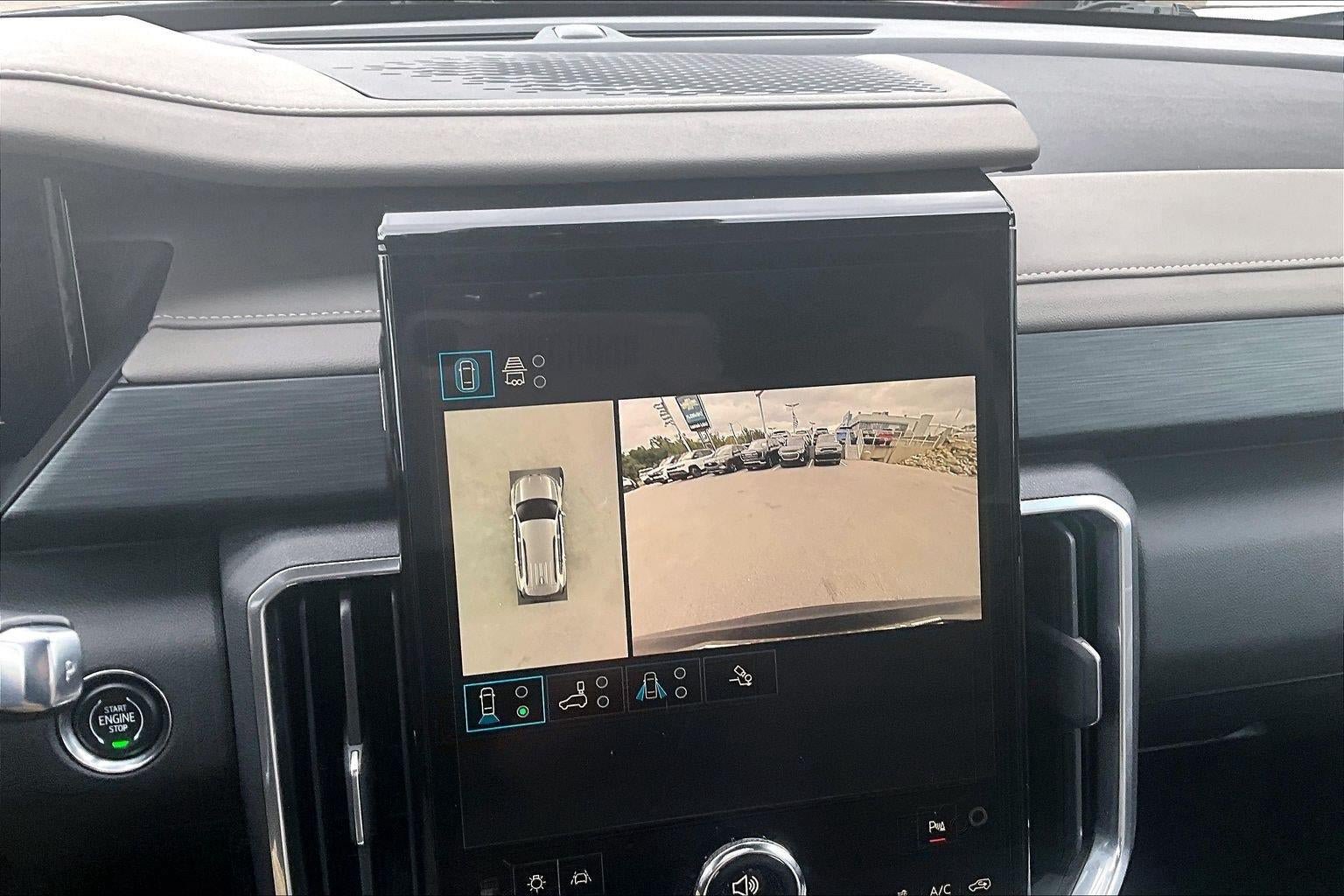 Used 2026 GMC Acadia Elevation w/ Elevation Premium Package FWD image 20