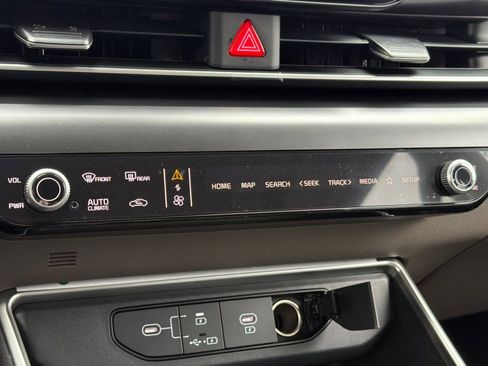 New 2026 Kia Carnival image 20