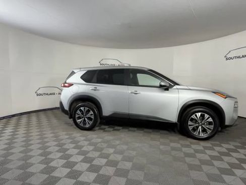 Certified 2023 Nissan Rogue SV image 9