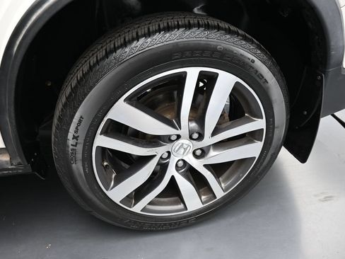 Used 2017 Honda Pilot Touring image 25