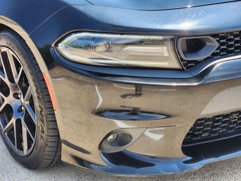 Used 2019 Dodge Charger Scat Pack RWD image 11