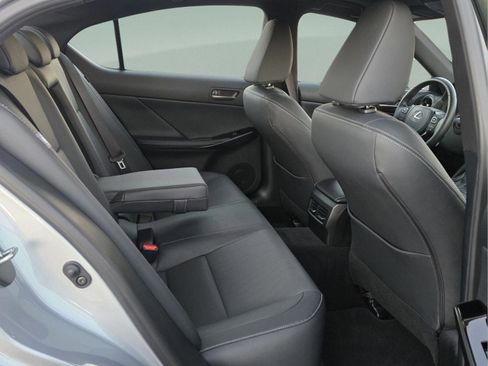 Certified 2025 Lexus IS 350 F Sport image 13