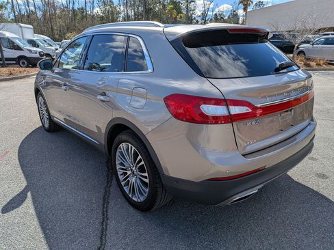 Used 2018 Lincoln MKX Reserve w/ Driver Assistance Package image 6