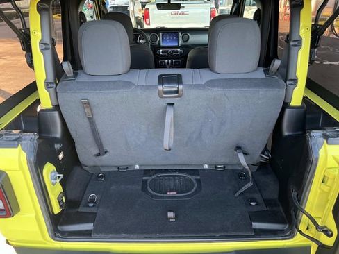 Used 2023 Jeep Wrangler Willys image 22