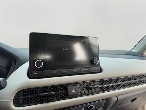 Certified 2024 Honda HR-V LX image 14