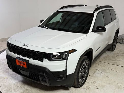 New 2026 Jeep Cherokee Limited image 3