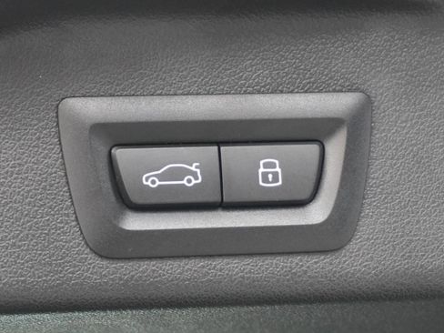 Certified 2026 BMW X5 sDrive40i image 36