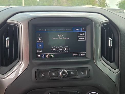 Used 2024 Chevrolet Silverado 2500 Custom w/ Custom Value Package AWD/4WD image 11