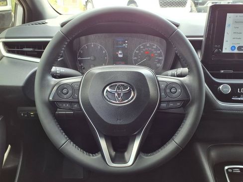 Used 2025 Toyota Corolla SE FWD image 28