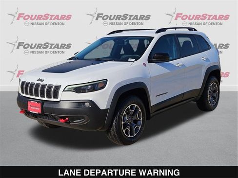 Used 2022 Jeep Cherokee Trailhawk w/ Premium Leather Package image 7