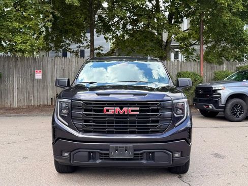Used 2024 GMC Sierra 1500 Elevation AWD/4WD image 9