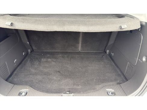 Used 2019 Chevrolet Trax LT w/ LT Convenience Package AWD/4WD image 21