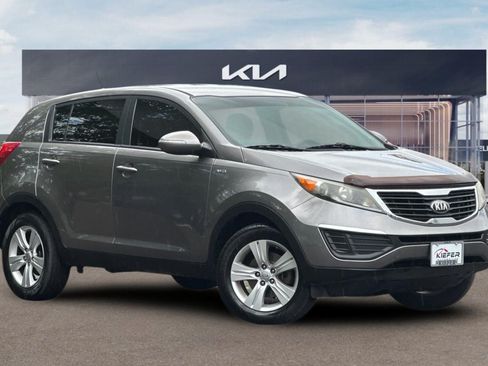 Used 2013 Kia Sportage LX AWD/4WD image 2