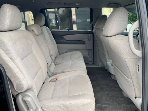 Used 2011 Honda Odyssey EX image 28