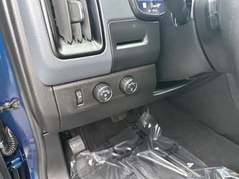 Certified 2020 Chevrolet Colorado Z71 AWD/4WD image 15