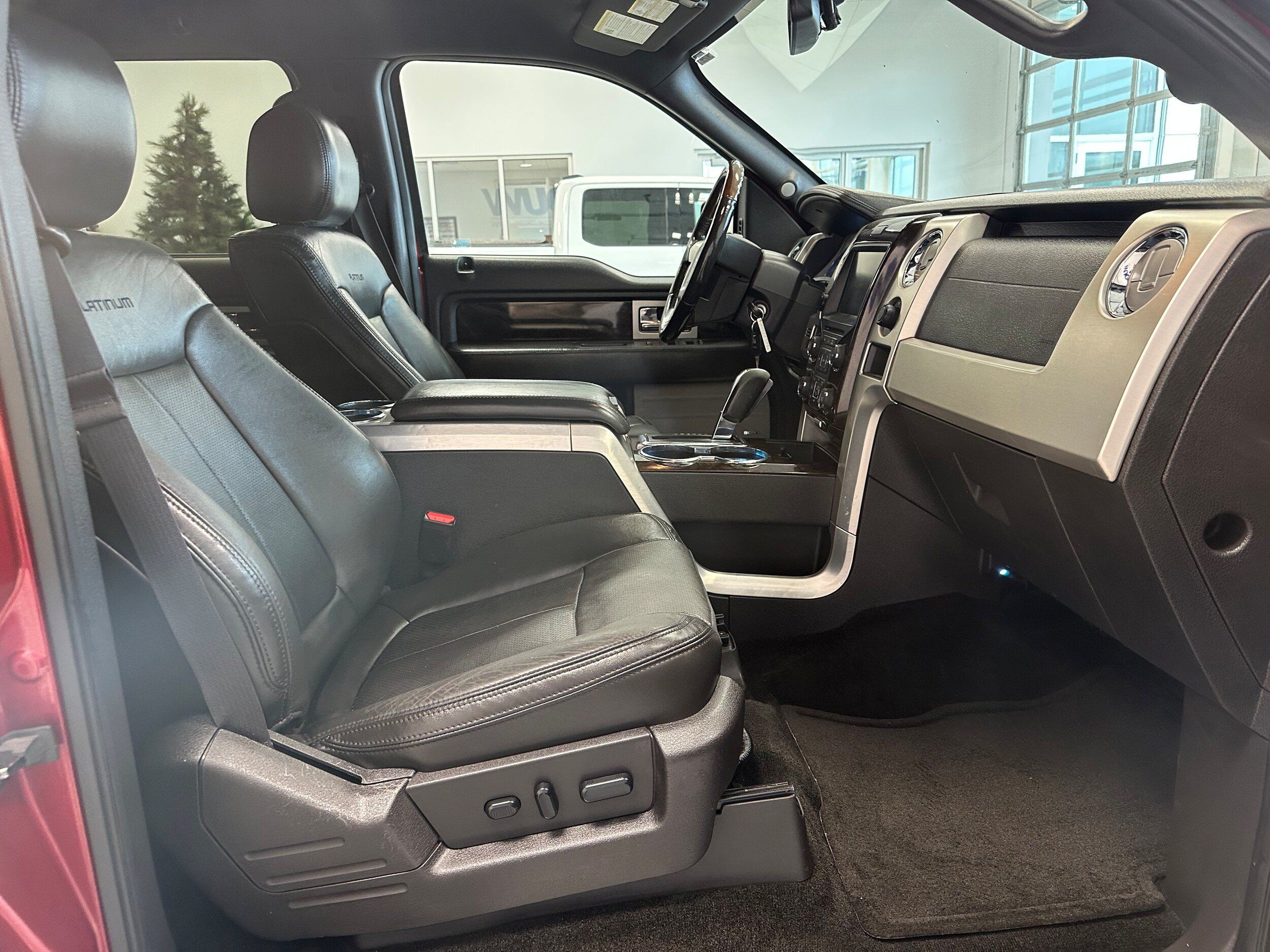 Used 2014 Ford F150 Platinum AWD/4WD image 13