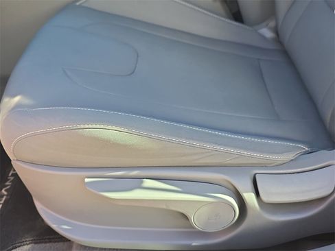 Certified 2023 Hyundai Elantra SEL w/ Convenience Package image 27