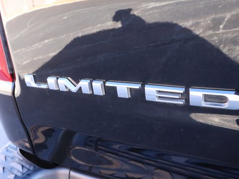 Used 2019 RAM 1500 Limited image 32