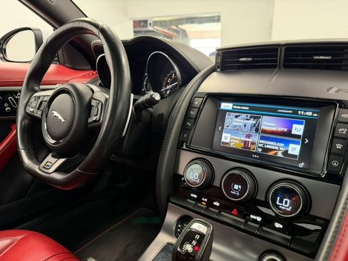 Used 2017 Jaguar F-TYPE R AWD/4WD image 41