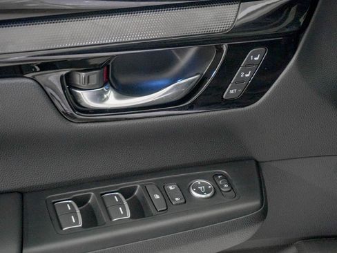 Certified 2025 Honda CR-V Sport Touring image 18