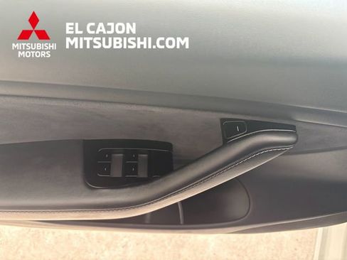 Used 2018 Tesla Model 3 Long Range RWD image 10