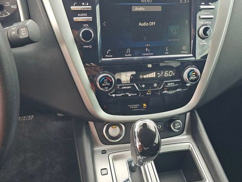 Used 2022 Nissan Murano SV FWD image 11