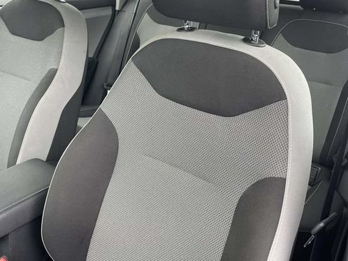 Certified 2023 Volkswagen Taos S FWD image 22