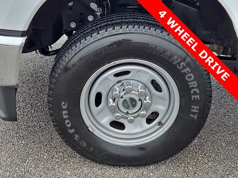 Used 2023 Ford F250 XL w/ XL Chrome Package image 7