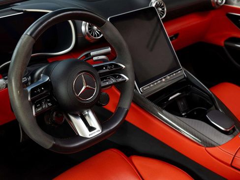 Used 2022 Mercedes-Benz SL 63 AMG 4MATIC image 29