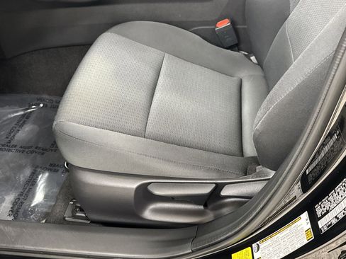 Used 2025 Toyota Prius LE image 17