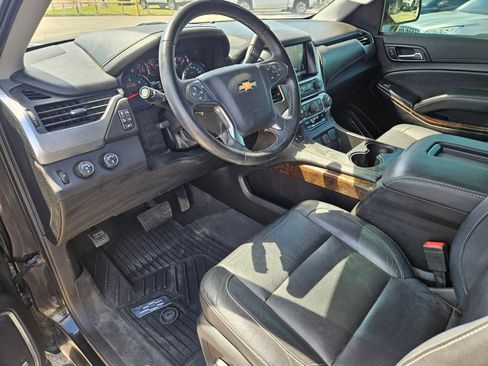 Used 2020 Chevrolet Tahoe LT w/ Z71 Midnight Edition AWD/4WD image 10