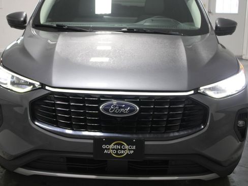 Used 2023 Ford Escape SE w/ PHEV Premium Package image 60