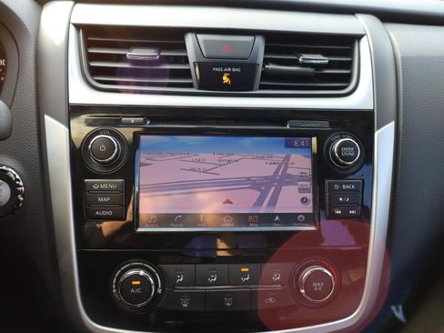 Used 2018 Nissan Altima 2.5 SR w/ SR Midnight Edition FWD image 15