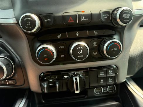 Used 2023 RAM 1500 Lone Star AWD/4WD image 26