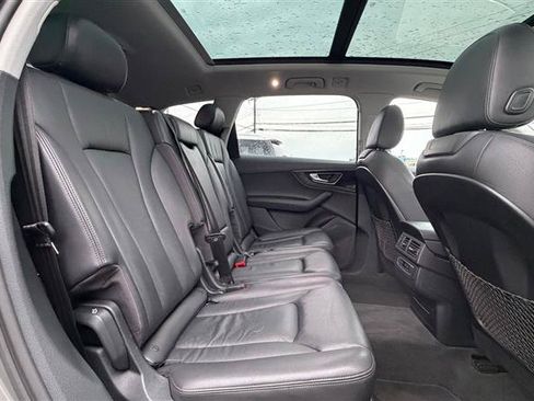 Used 2017 Audi Q7 3.0T Premium AWD/4WD image 41