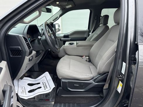 Used 2020 Ford F150 XLT image 9