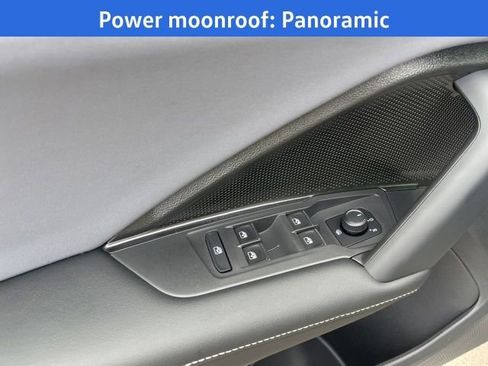 New 2026 Volkswagen Tiguan SE R-Line image 8