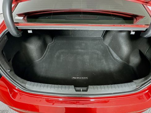 Used 2017 Hyundai Sonata Sport w/ Value Edition Package 02 image 28