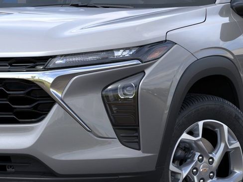 New 2026 Chevrolet Trax LS FWD image 10