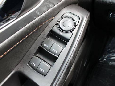 Used 2019 Chevrolet Traverse LT w/ LT Premium Package FWD image 29
