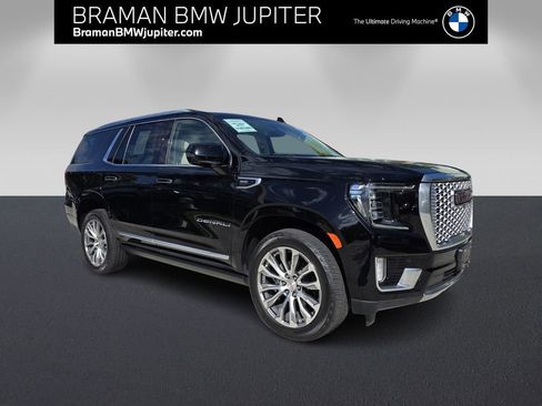 Used 2021 GMC Yukon Denali w/ LPO, Illumination Package image 1