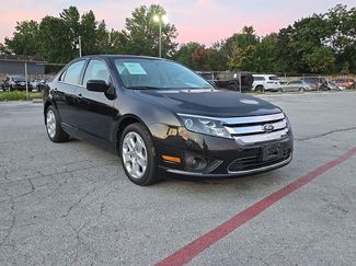 Used 2010 Ford Fusion SE image 1