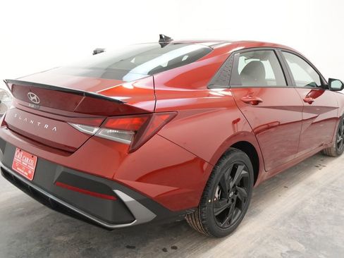 New 2026 Hyundai Elantra Sport image 8