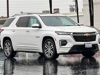 Used 2022 Chevrolet Traverse High Country video 2