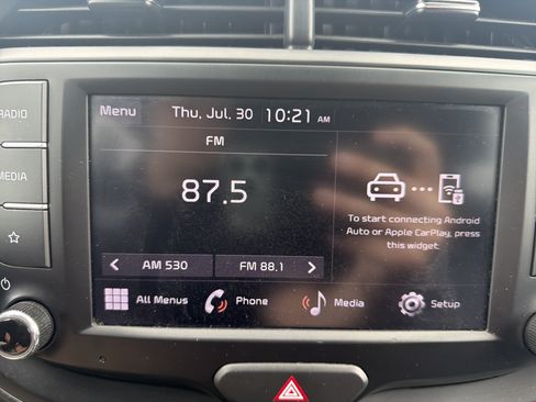 Used 2024 Kia Soul LX w/ Option Group 015 FWD image 25