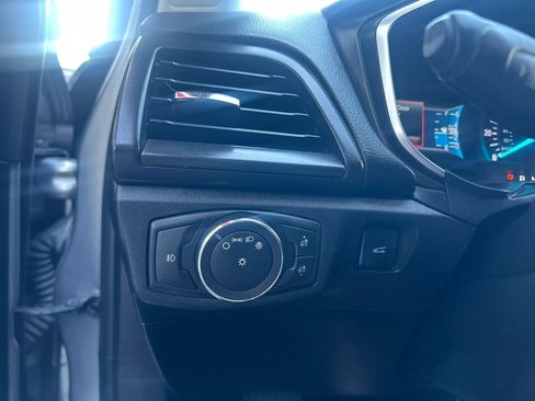 Used 2020 Ford Fusion Titanium AWD/4WD image 14