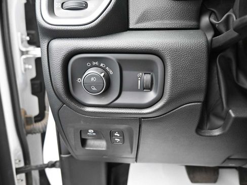 Used 2024 RAM 1500 Lone Star AWD/4WD image 10