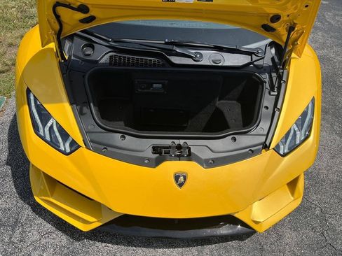 Used 2020 Lamborghini Huracan EVO AWD/4WD image 22