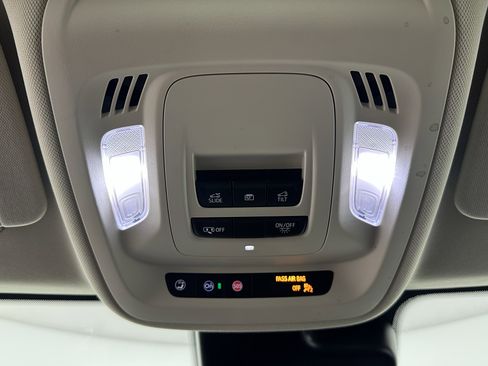 Certified 2022 Buick Envision Preferred image 31